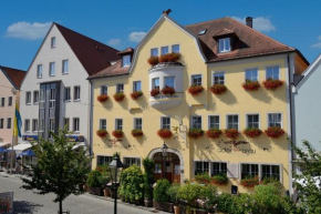 Гостиница Land-gut-Hotel Hotel Adlerbräu  Гунценхаузен